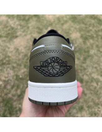 Air Jordan 1 Low