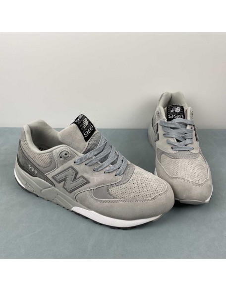 New Balance 999