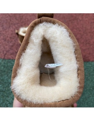 UGG Tasman