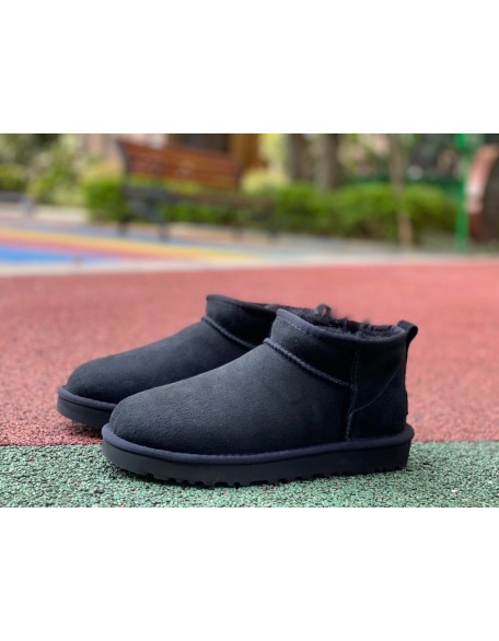 UGG Tasman