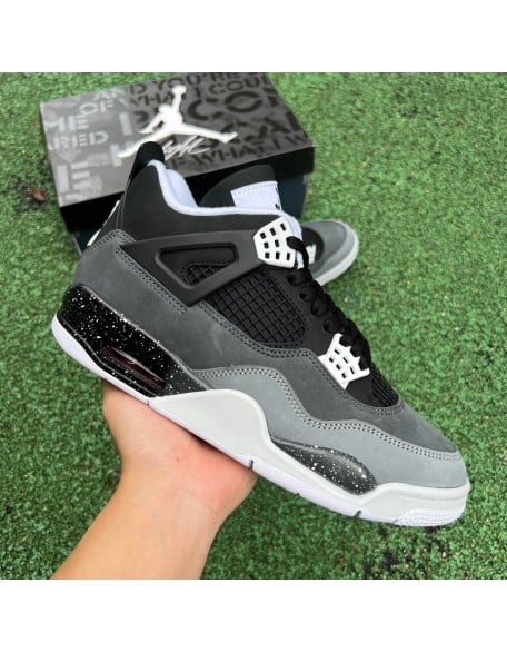 Air Jordan 4 