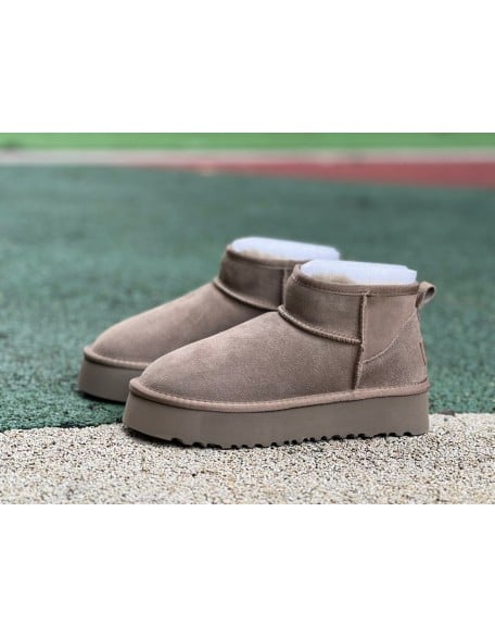 UGG Tasman