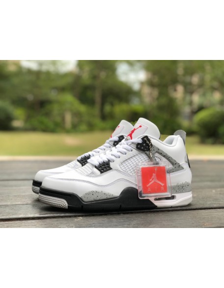 Air Jordan 4 