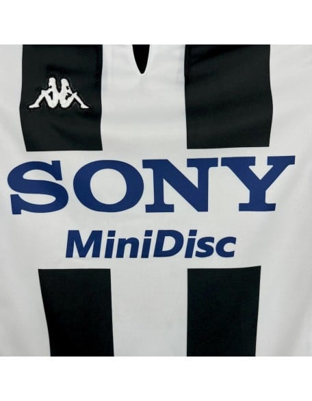 Juventus Jersey 04/05 Retro