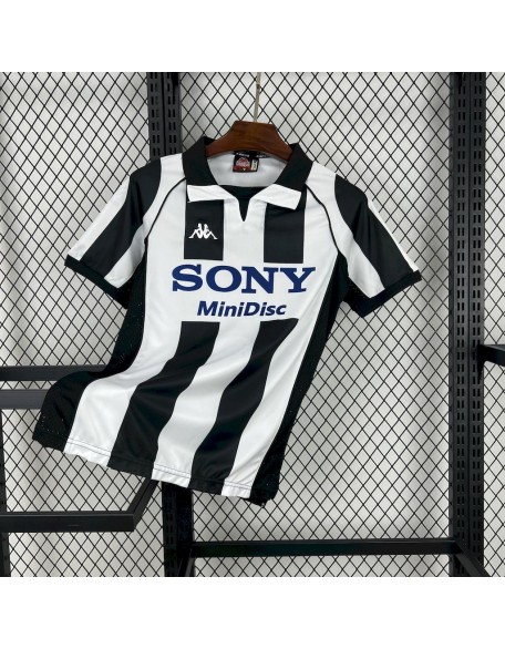 Juventus Jersey 04/05 Retro